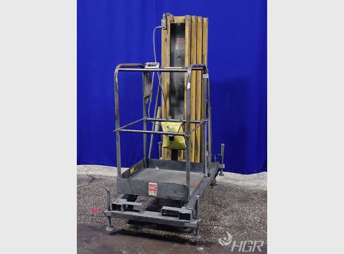Biljaxworkforce Man Reach Lift