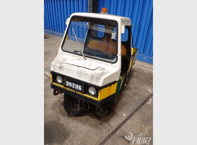 Used Cushman Cushman 898461-8710 Powered Industrail Truck