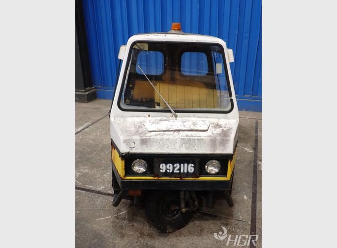 Used Cushman Cushman 898461-8710 Powered Industrail Truck