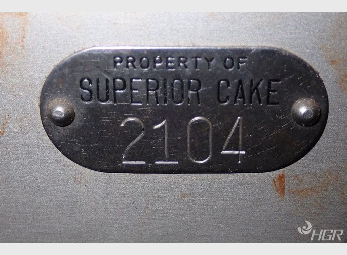 Superior Cake Power Belt Conveyor