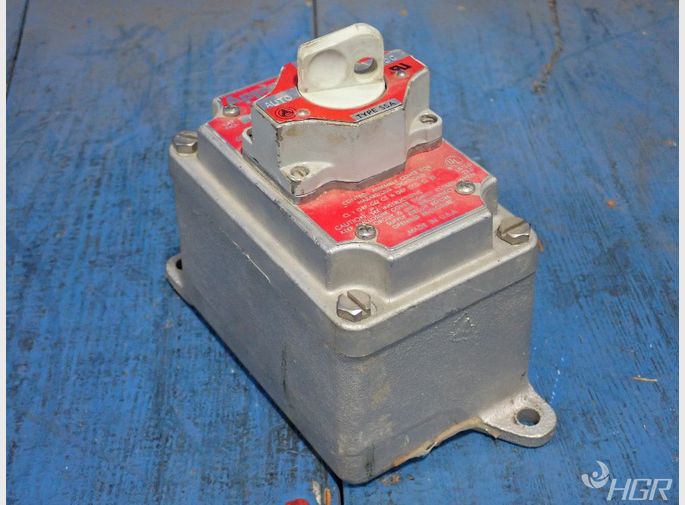 Appleton Electric Co Control Assembly Cover For Hazardous Locations