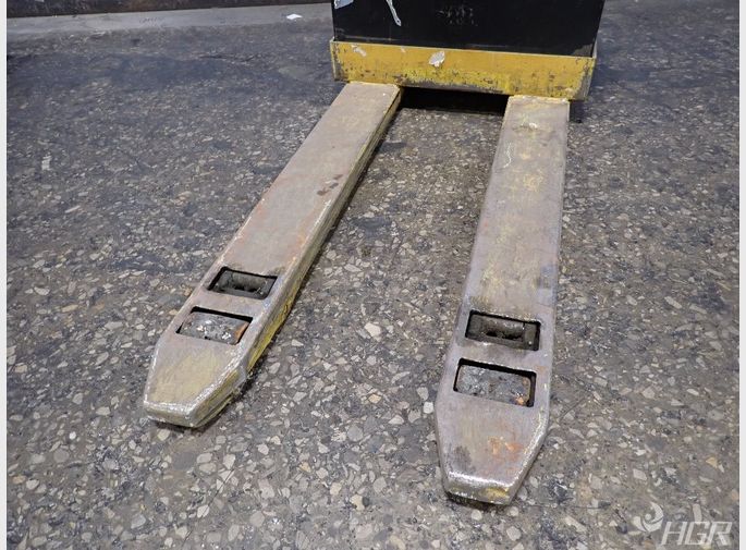 Yale Electric Pallet Jack
