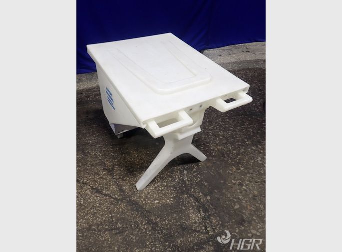 Budget Molder Supply Hopper