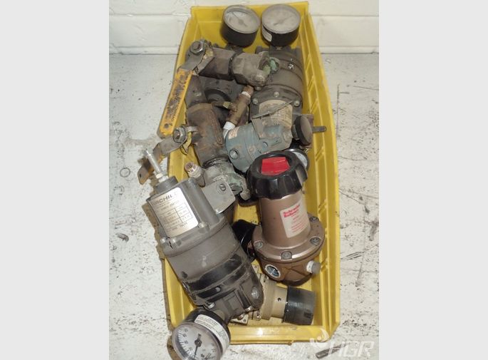 Schrader Bellows  Fairchild  Valves 