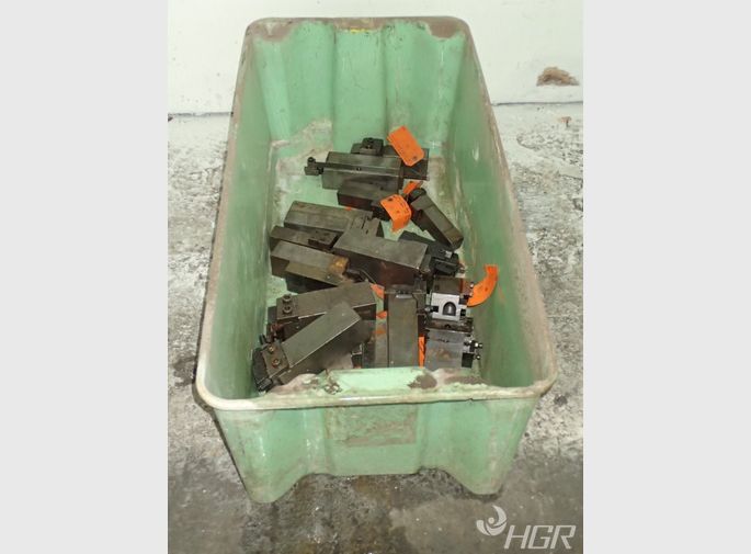  Tool Posts 