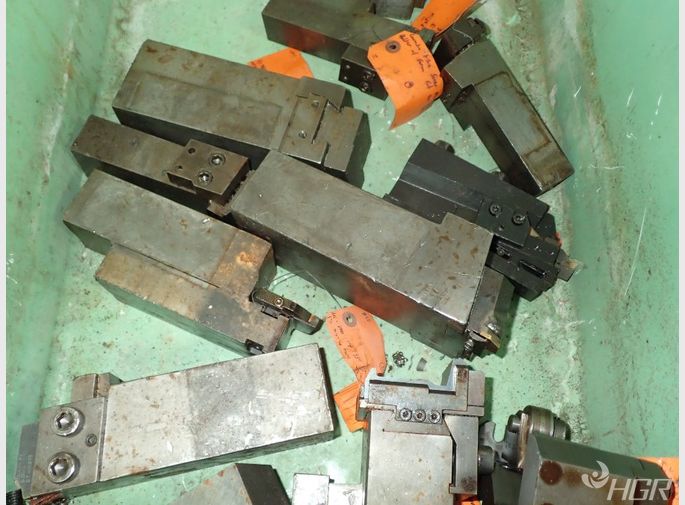  Tool Posts 