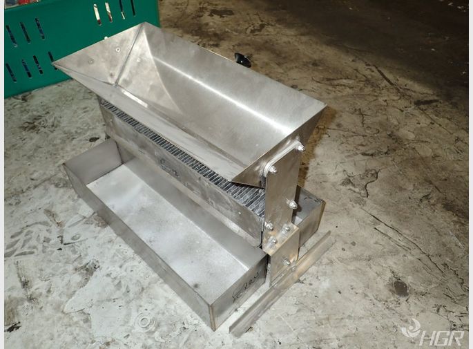  Ss Feeder