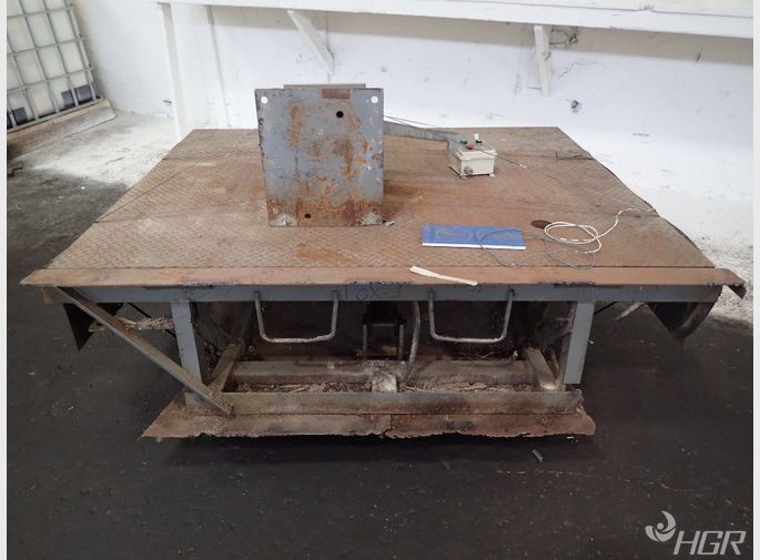 Serco Dock Leveler
