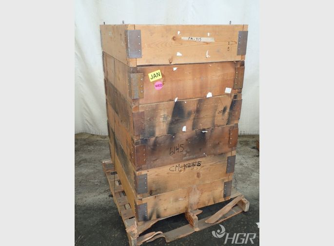  Wooden Enclosure