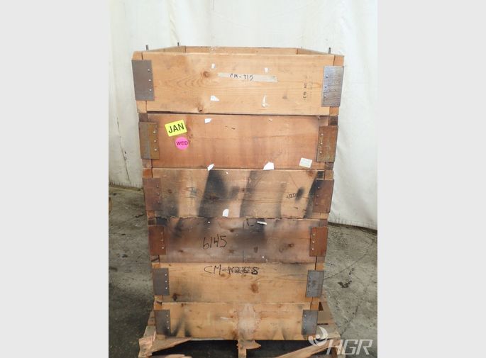  Wooden Enclosure