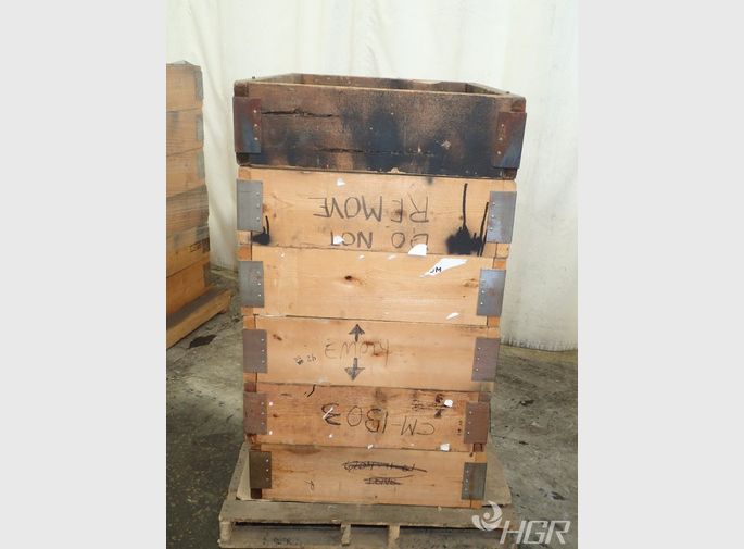  Wooden Enclosure