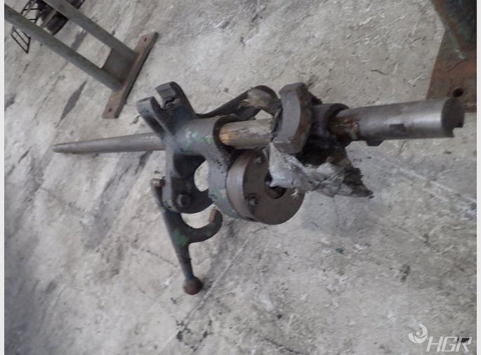  Bar Feeder