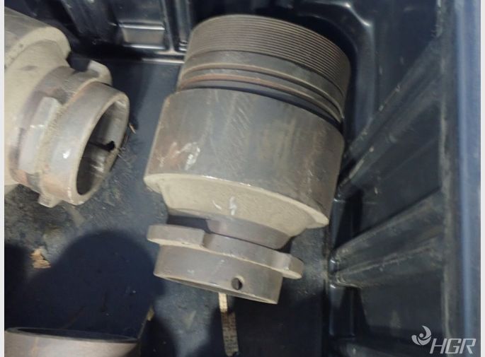  Valves