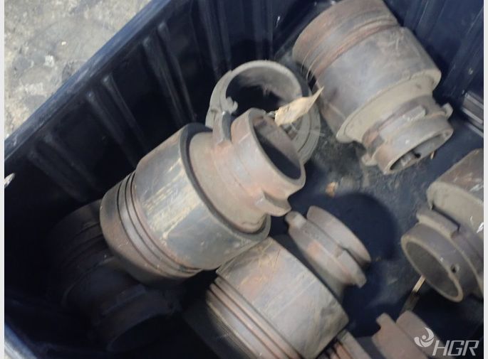  Valves