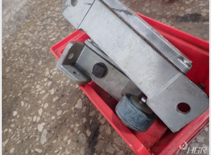 Cj Anderson  Electrical Contacts