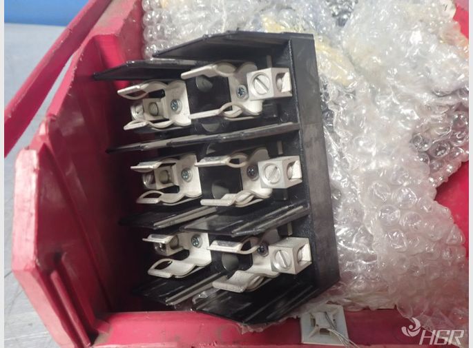  Fuse Holders