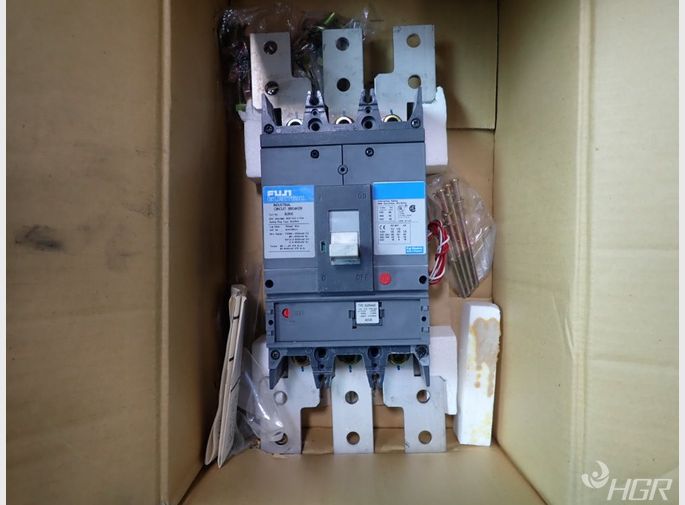 Fuji Fuji Bu3khc Circuit Breaker 400 Amp