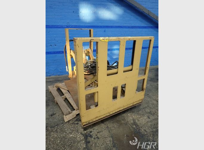 Cascade Forklift Push  Pull Slip Sheet Attachment