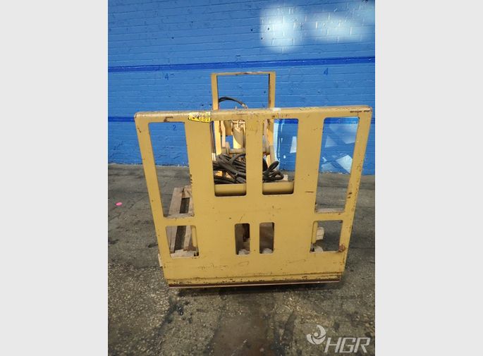 Cascade Forklift Push  Pull Slip Sheet Attachment