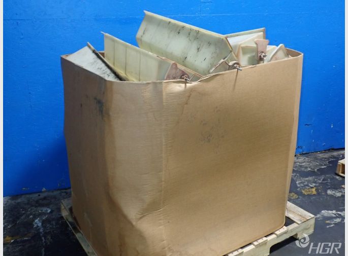  Conveyor Buckets