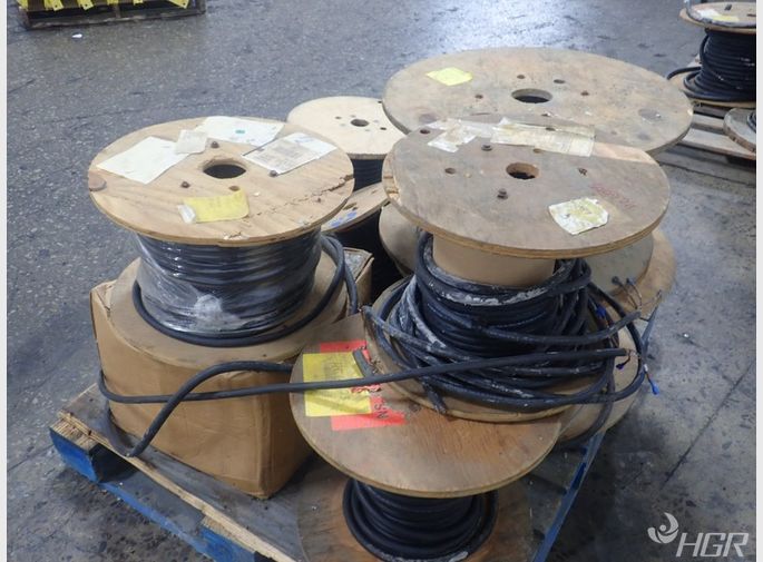  Cables