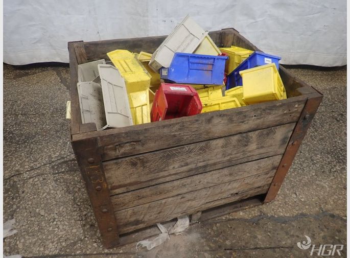  Plastic Bins