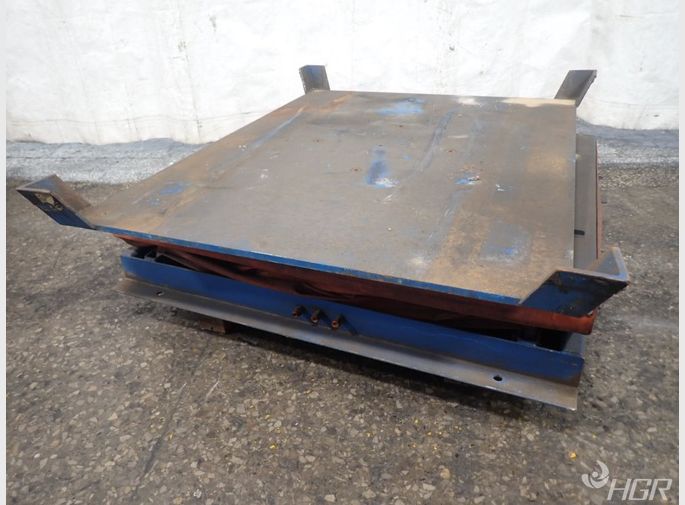  Rotary Lift Table