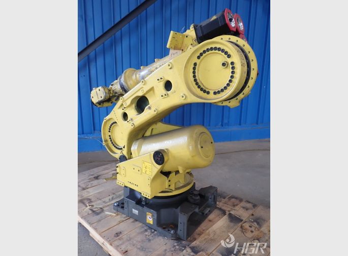 Used Fanuc Fanuc R-2000ib/210f Robot | HGR Industrial Surplus