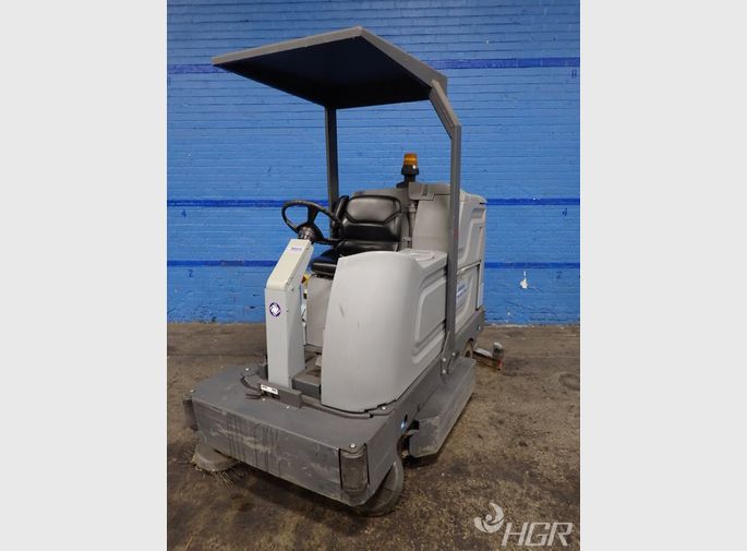 Nilfiskadvance Nilfiskadvance Hydroretriever 2042 Floor Sweeper