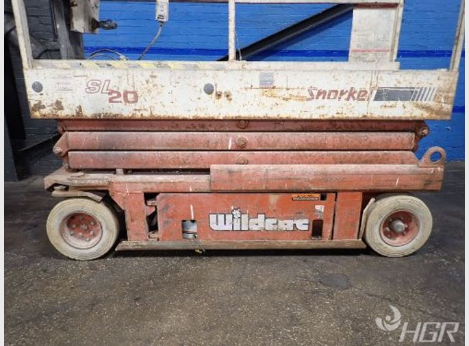 Snorkel Scissor Lift