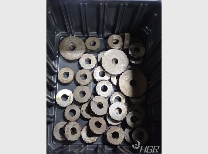  Gears