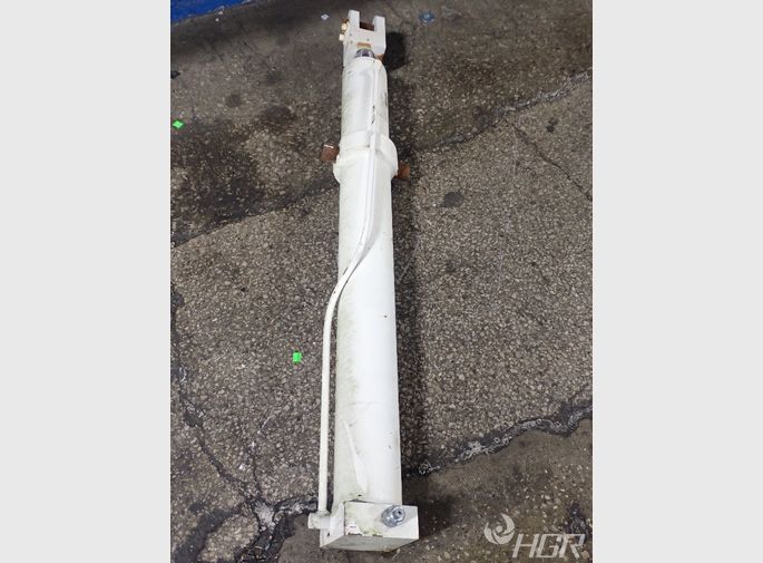  Cylinder