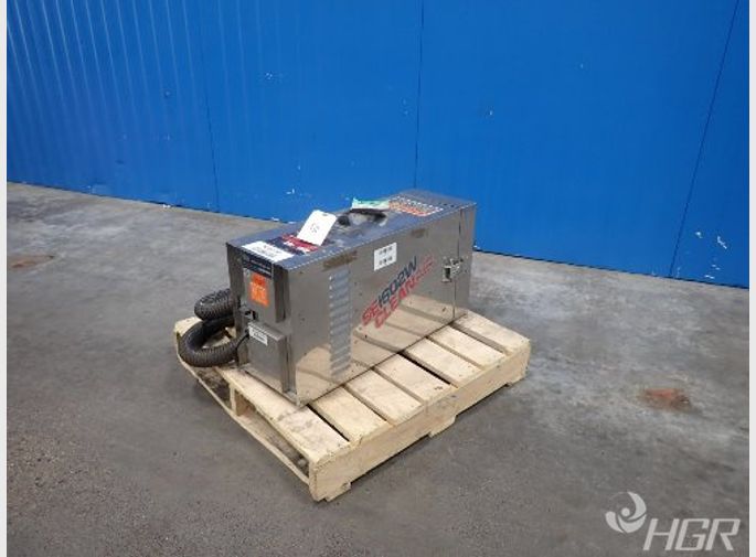 Red D Arc Welding Fume Extractor 