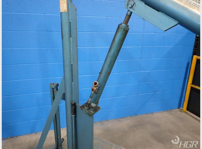 Engine Hoist