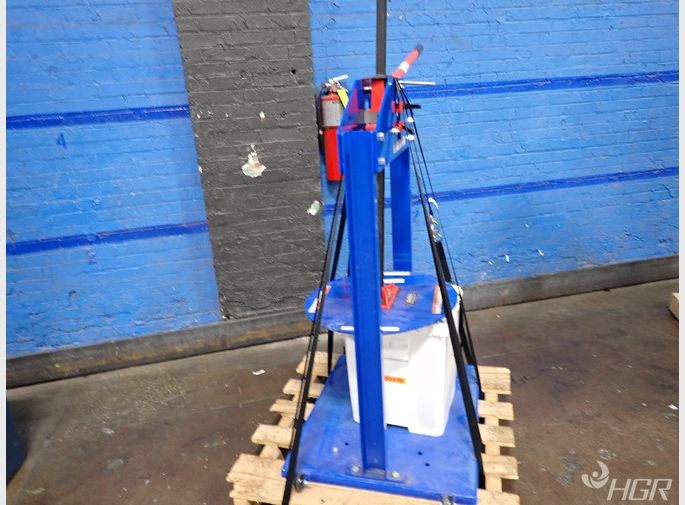 Global Manual Trash Compactor