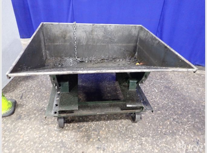 Jesco Self Dumping Hopper
