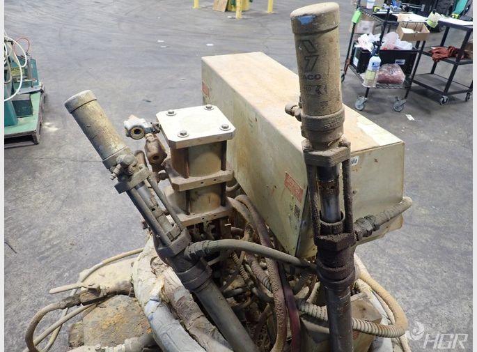 Gusmer Plural  Component Spray Machine