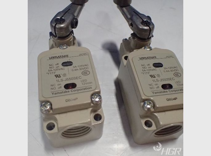 Used Yamatake 2 Yamatake 1ls-j550sec Limit Switches, 5a-125vac With...