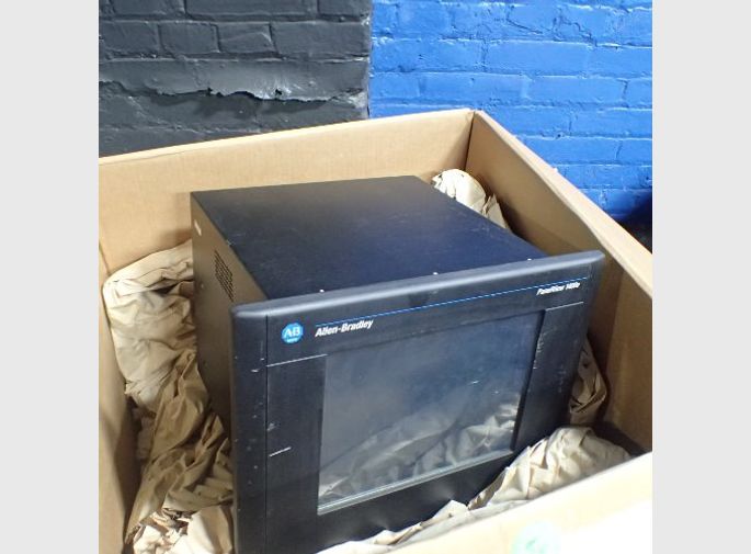 Allen Bradley Panelview 1400e Operators Panel