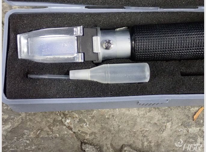 Extech Refractometer