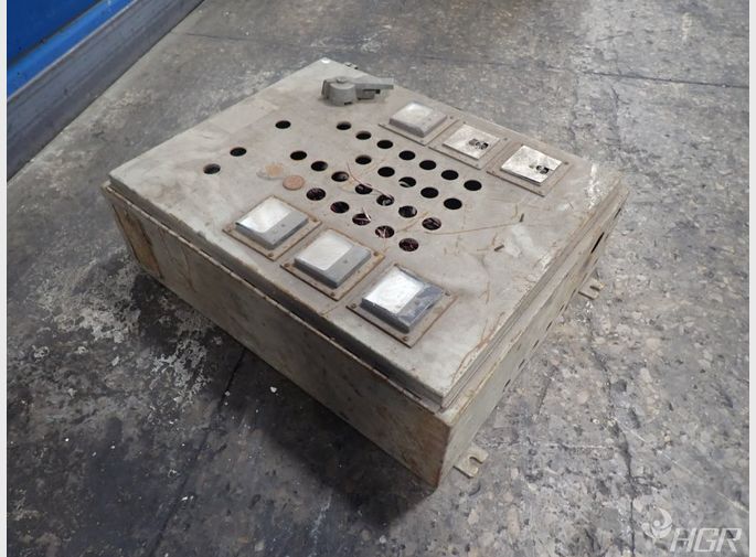  Control Cabinet