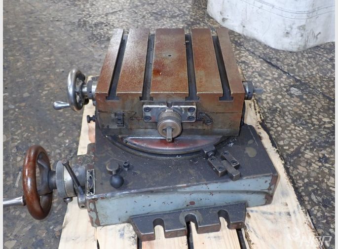 Advance Cross Slide Rotary Table