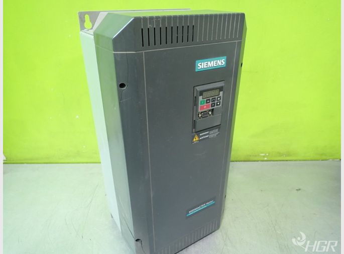 Siemens Siemens 6se32231cg40 Midimaster Vector Drive 10hp  15hp Damage See Pics  