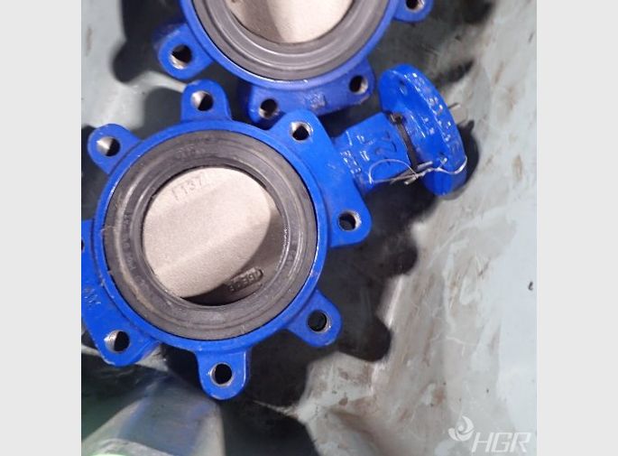 Valves