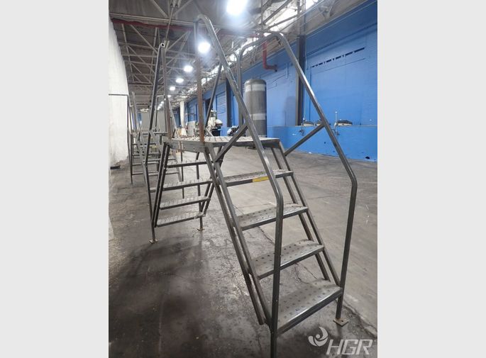  Fixed Stairs