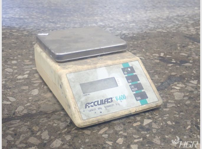 Acculab Scale