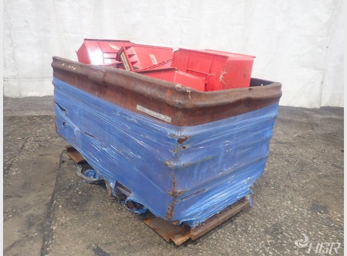  Plastic Bins