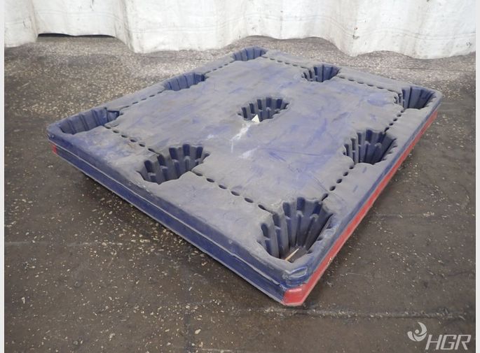  Plastic Skids