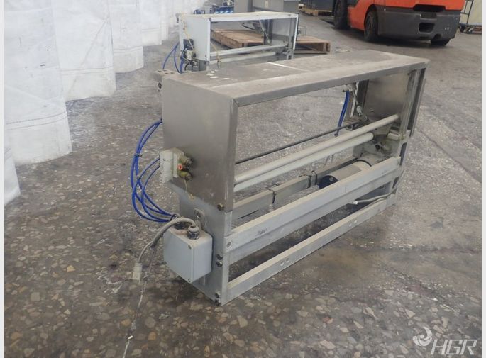  Roll Feeder