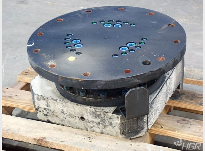  Turn Table
